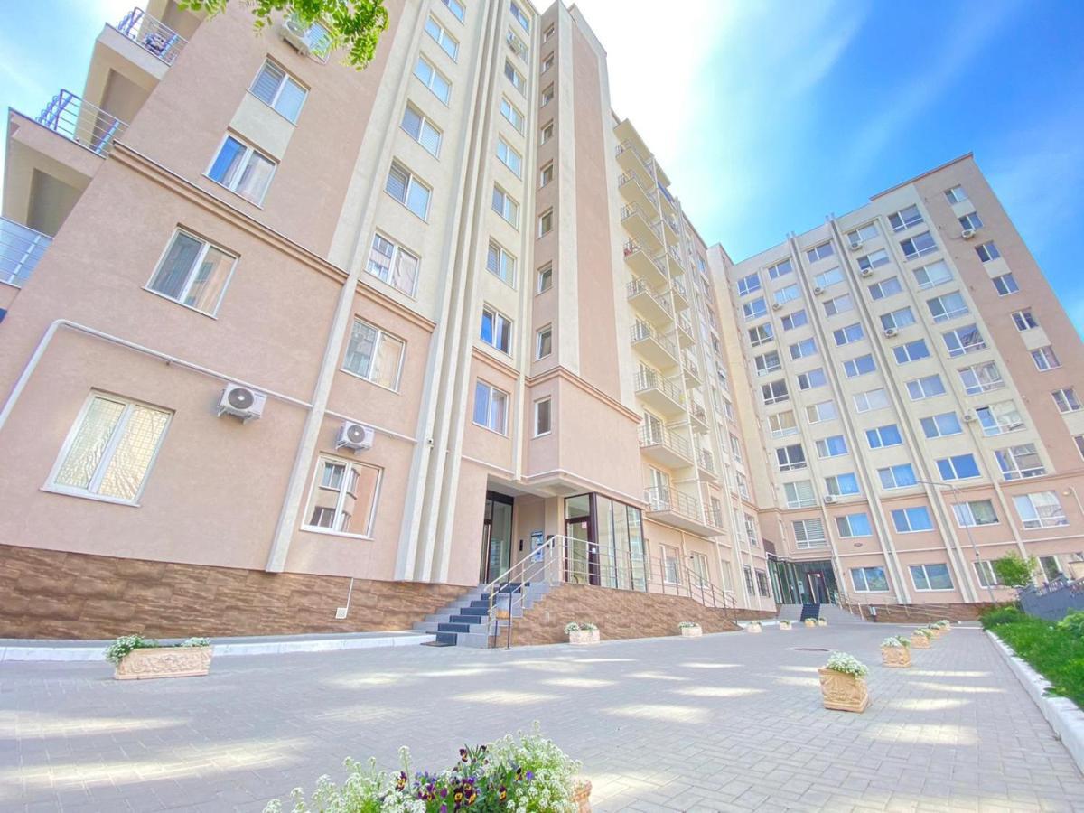 New Lux Apartment In Chisinau Exterior photo
